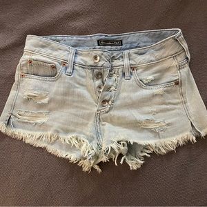 Abercrombie & Fitch Light Wash Denim Jeans